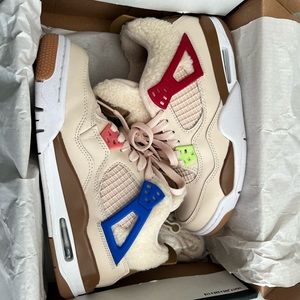 Jordan 4 Retro “Wild things”